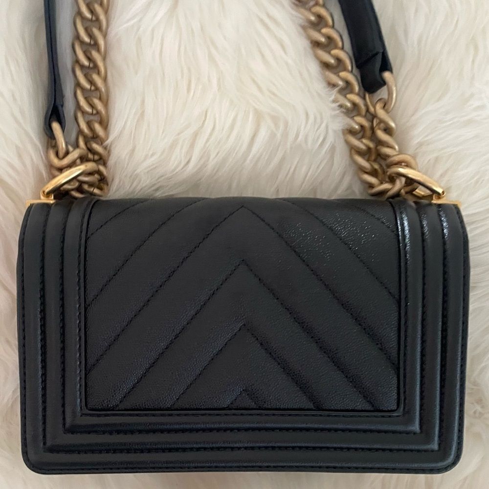 CHANEL CLASSIC small boy bag - Picture 16 of 17